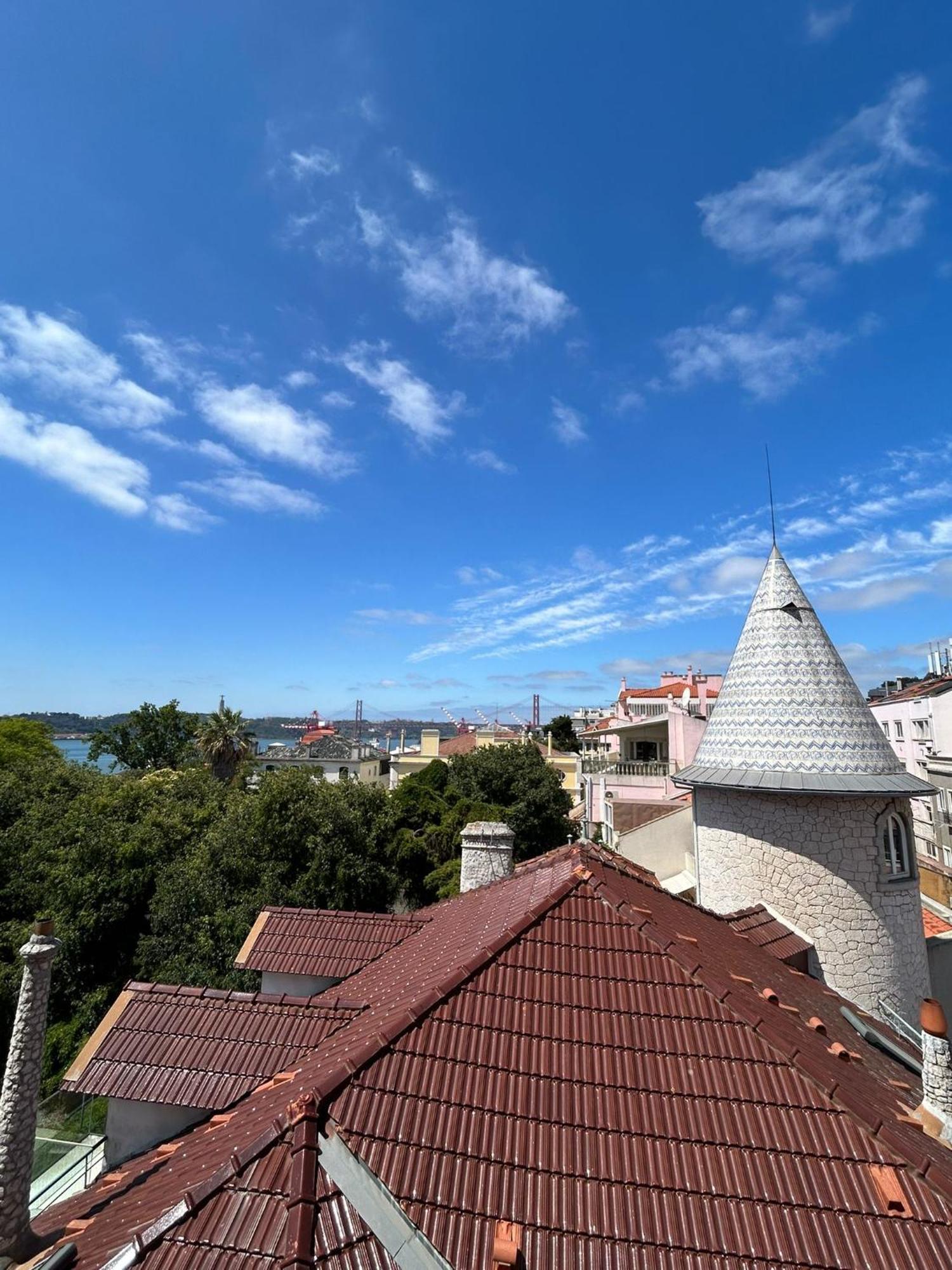 Santos Apartment In Central Lisbon With River View Exterior foto